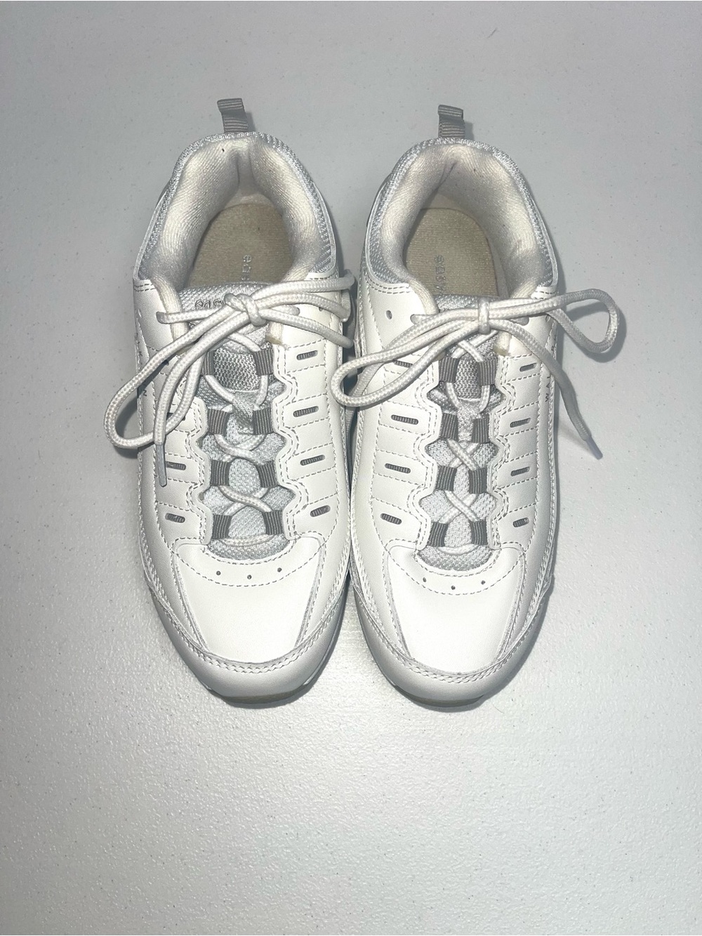 Easy Spirit White Kids Sneakers with Silver Accents